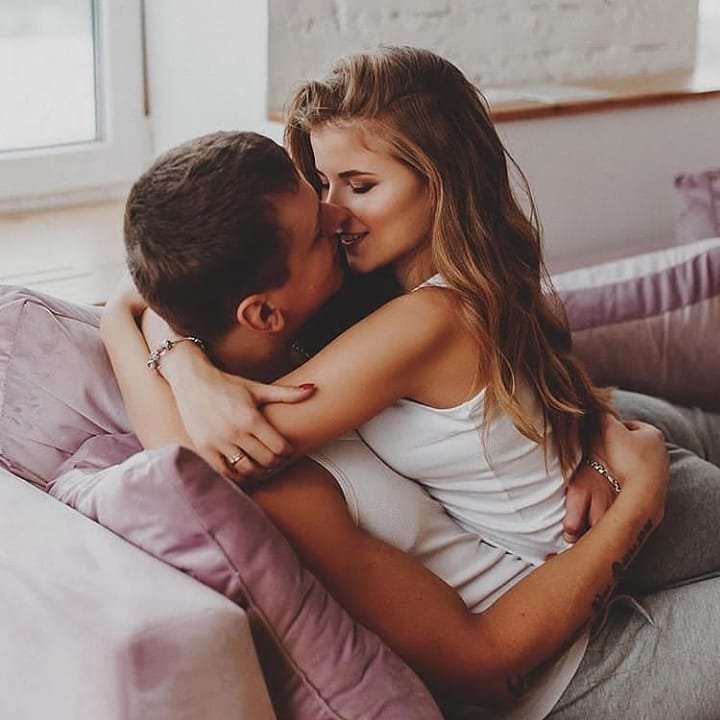 How He Will Kiss You According to His Zodiac Sign ...