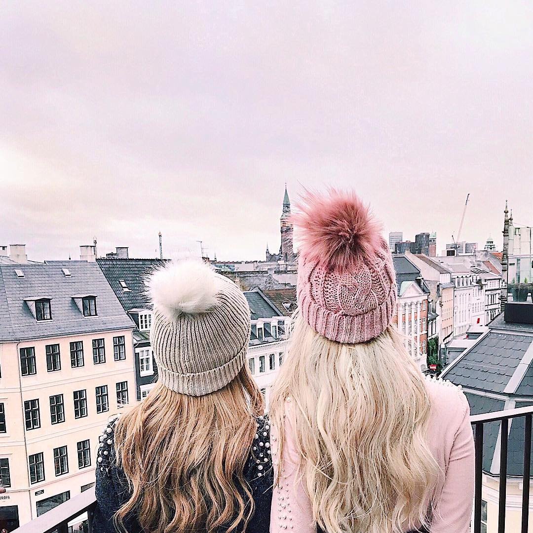 7 Cute Pom Pom Beanies to Pop on Your Head when It Gets Cold ...