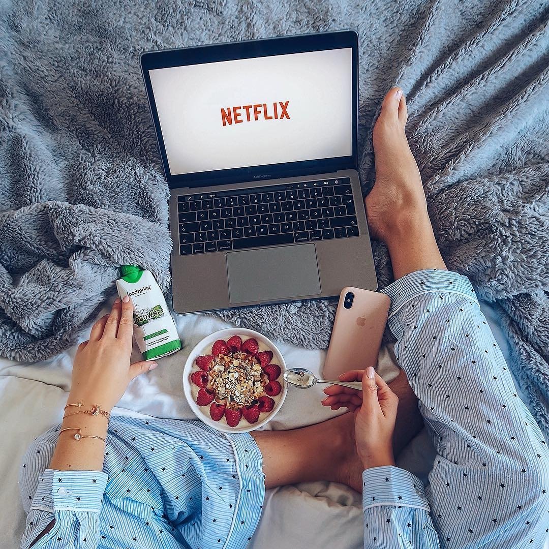 The Best 👏 Show 📺 for a Netflix 💻 Binge According to Your Zodiac Sign ♋️♐️♌️♑️ ...