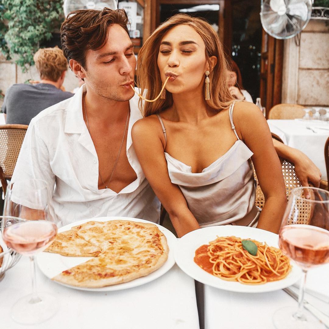 7 Signs Your Partner is Making You Gain Weight ...