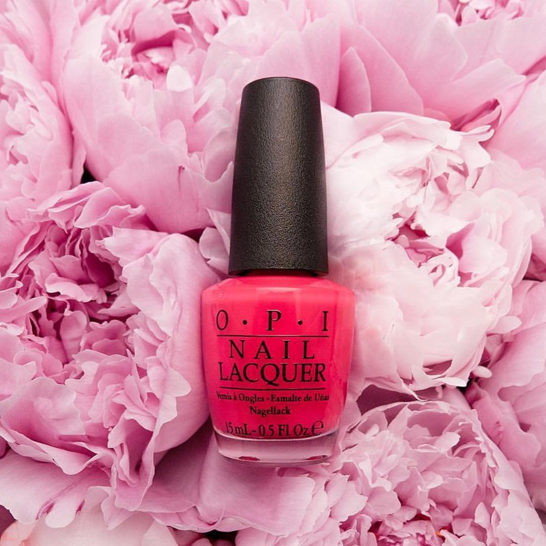 15 Pink Polishes That Are Perfect for a Valentine's Day Date ...