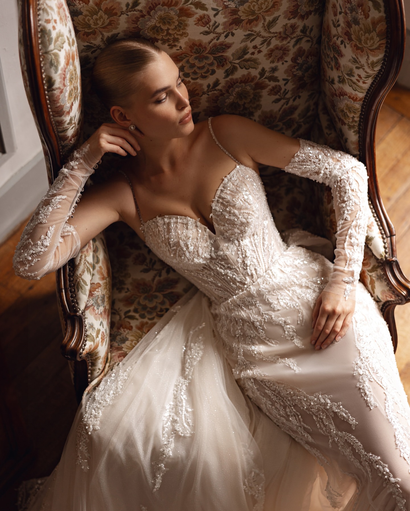 The Unexpected Charm of Emanuelas Thin Straps and Gloves...