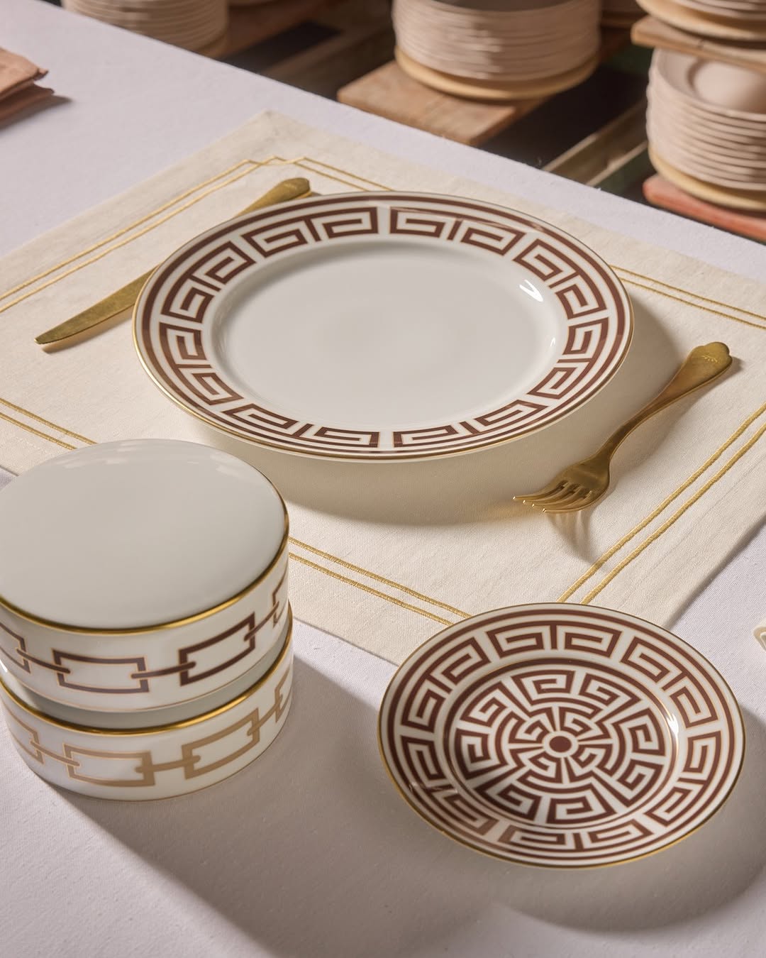 Why Ginori 1735s Orlis Collection is a Must-See for Design Lovers...