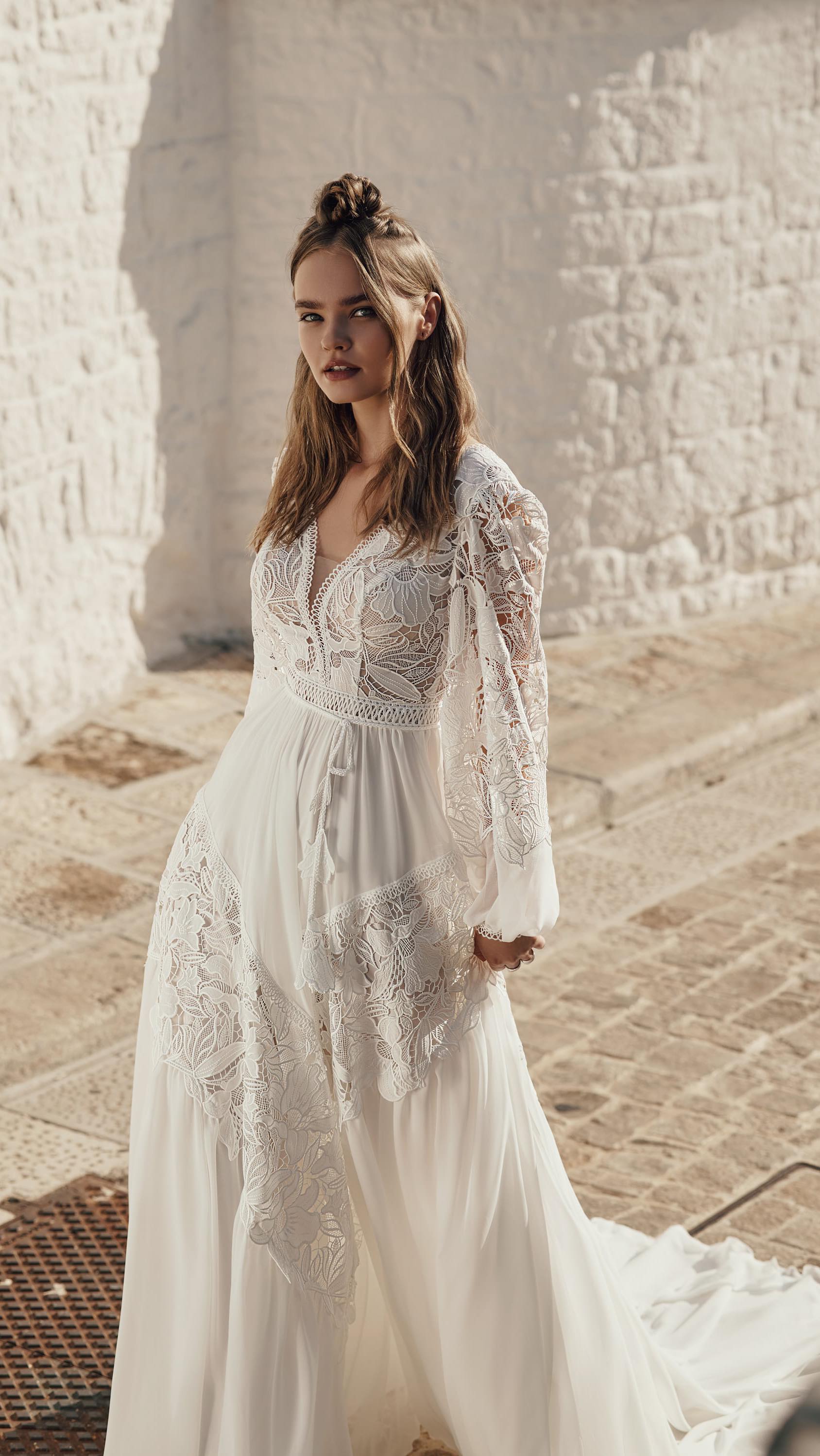 Why ARIAMOs Wedding Dresses Are Capturing Hearts...